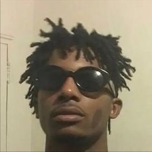 Meet your Posher, Gregory